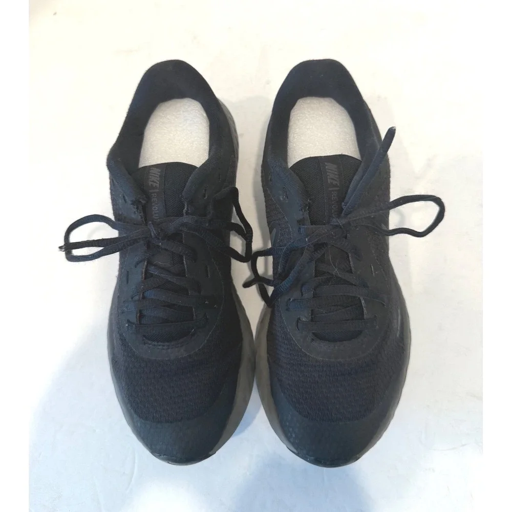 Nike Revolution‎ 5 Black BQ5671-001 Running Sneaker Shoes Kids 4.5Y